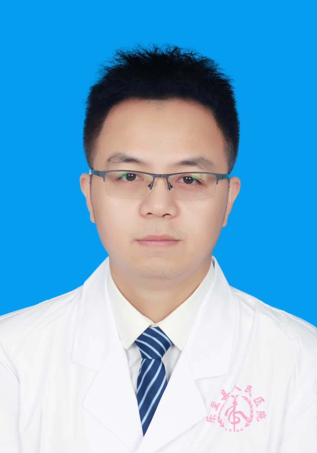 周荣勇.职称：主治医师.专业：耳鼻咽喉科.JPG