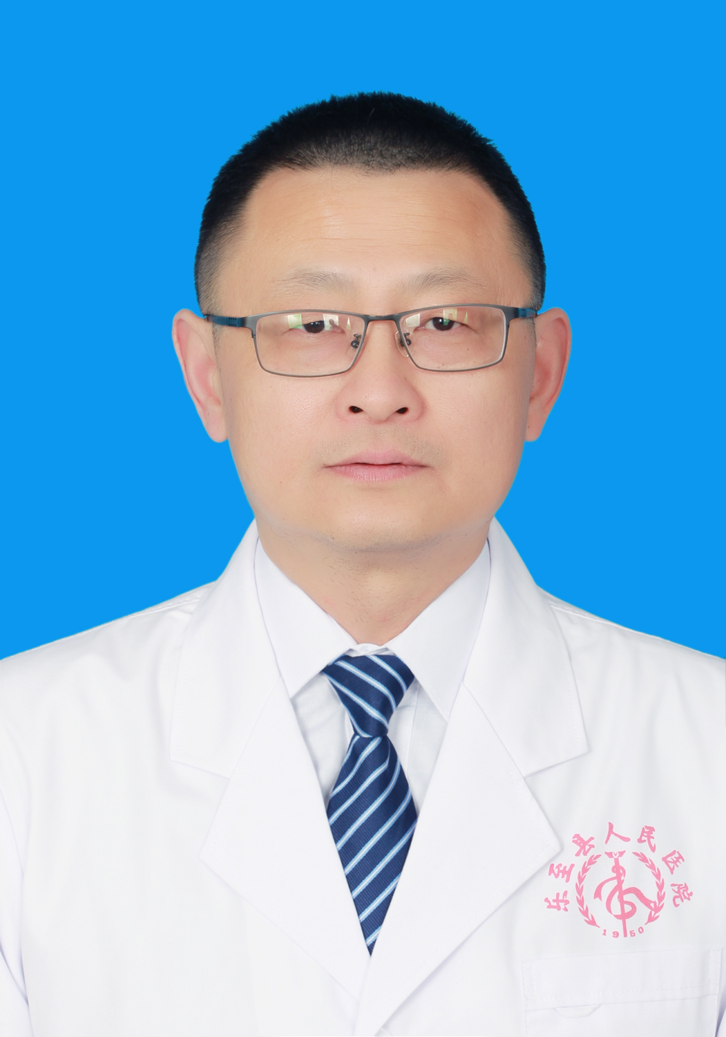 冯勤职务：肾病内科医疗组长.职称：副主任医师.专业：肾病内科.JPG