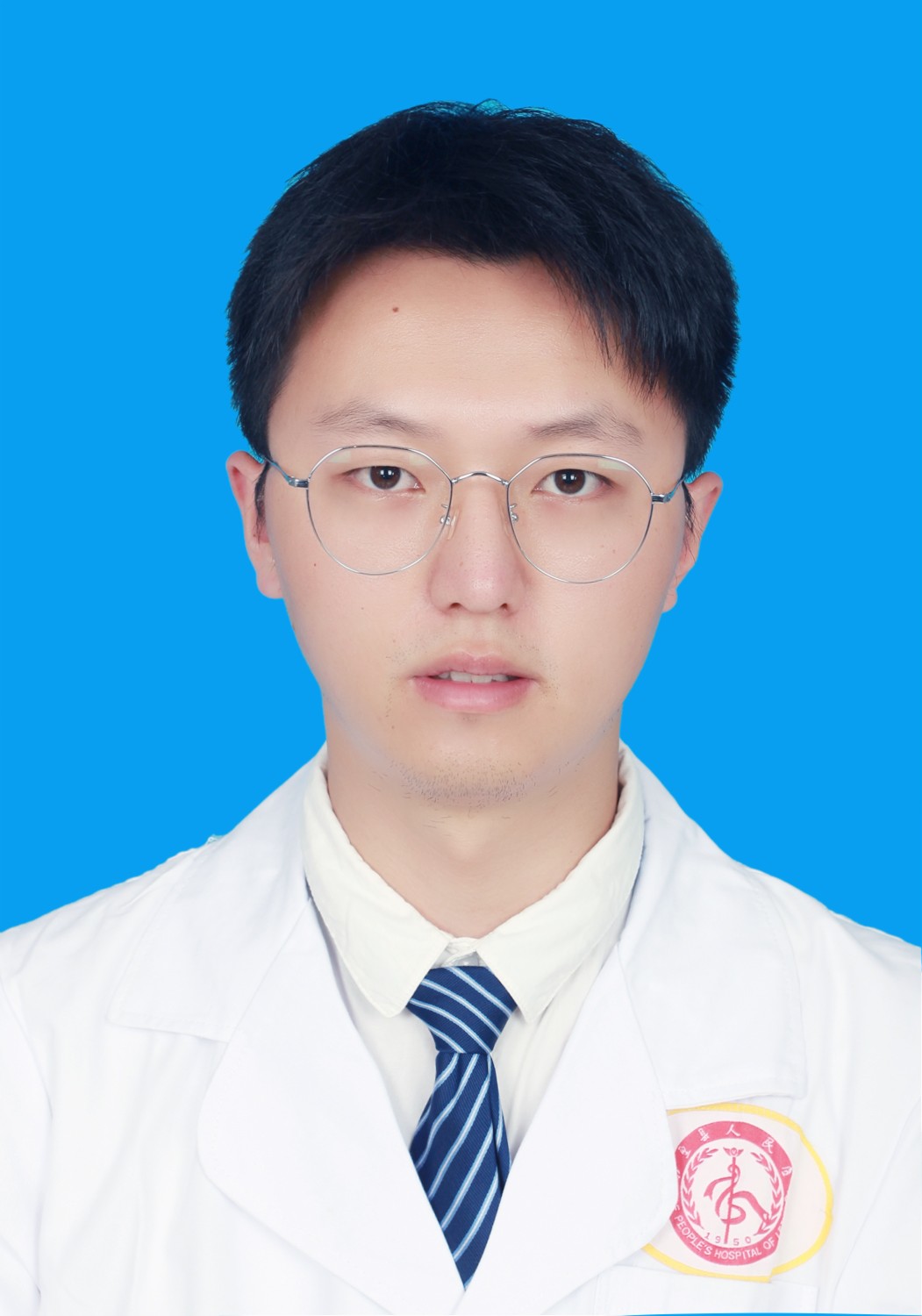 陆涛.职称：主治医师.专业：呼吸与危重症医学科 (2).JPG